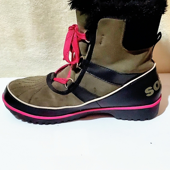 SOREL TIVOLI II WINTER BOOTS. WOMENS Sz: 9.5 LIKE NEW! GREEN, WATERPROOF SUEDE - Picture 6 of 15
